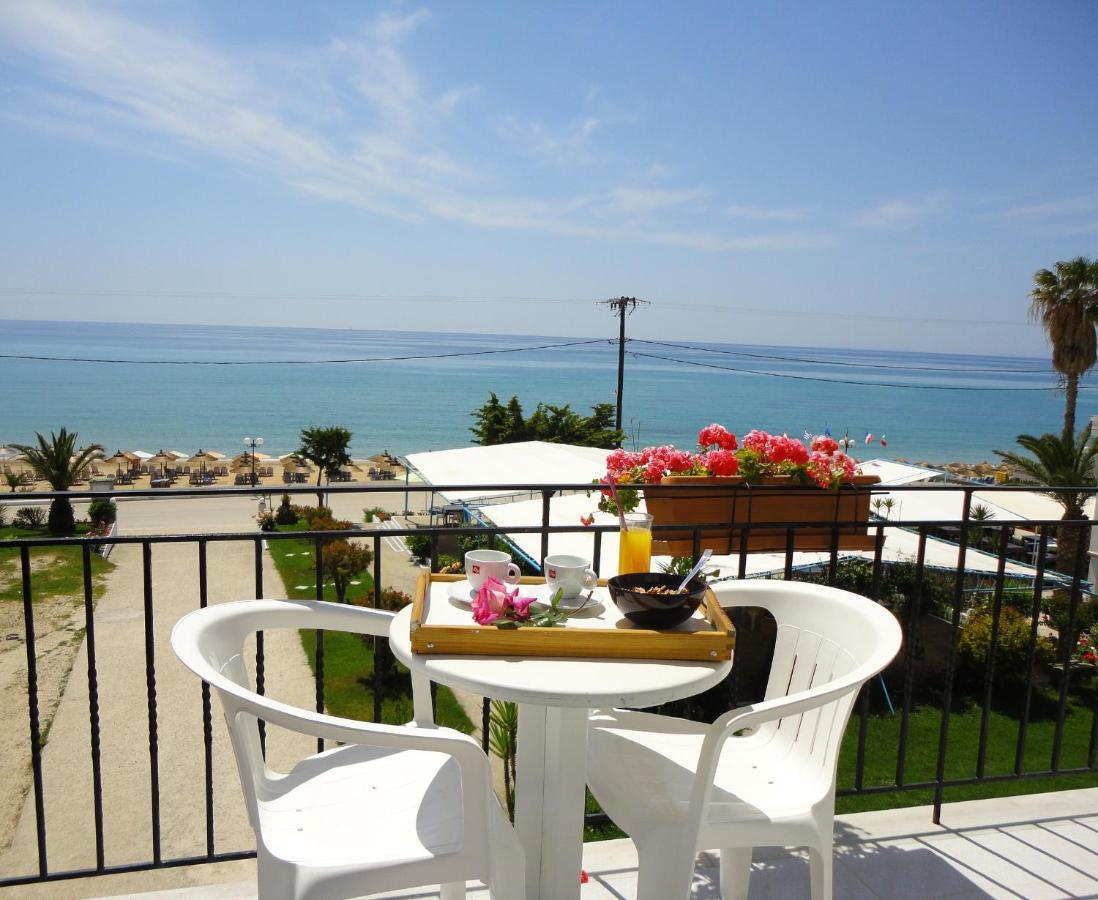 Mirto Beach Hotel & Restaurant Paralia Vrachou Exterior foto