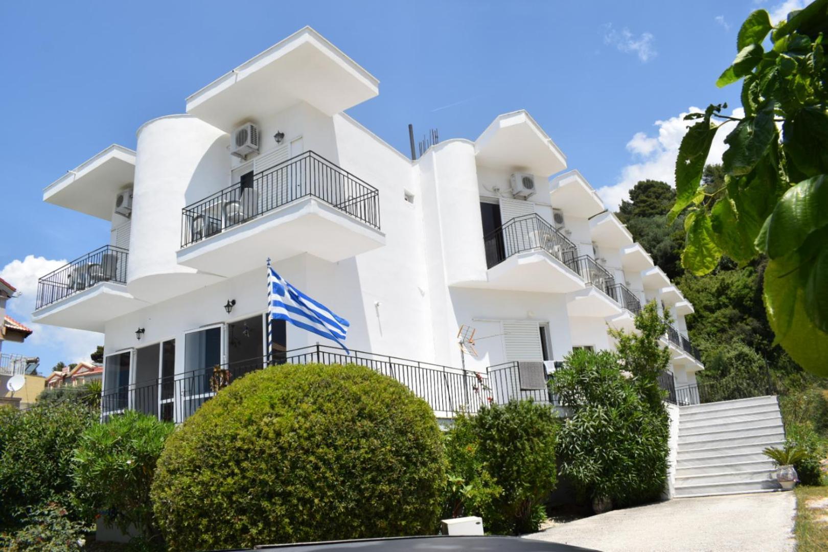 Mirto Beach Hotel & Restaurant Paralia Vrachou Exterior foto