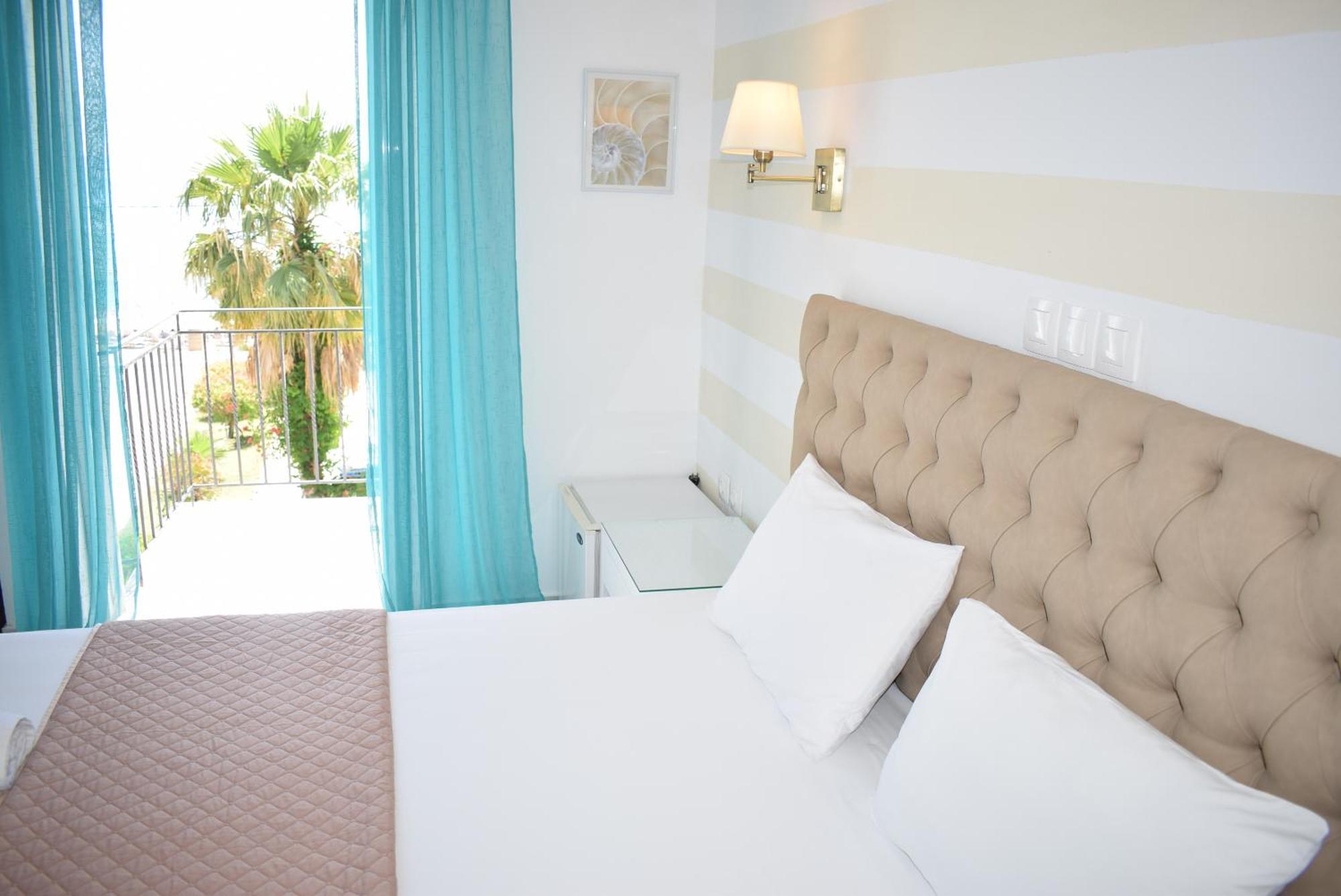 Mirto Beach Hotel & Restaurant Paralia Vrachou Quarto foto