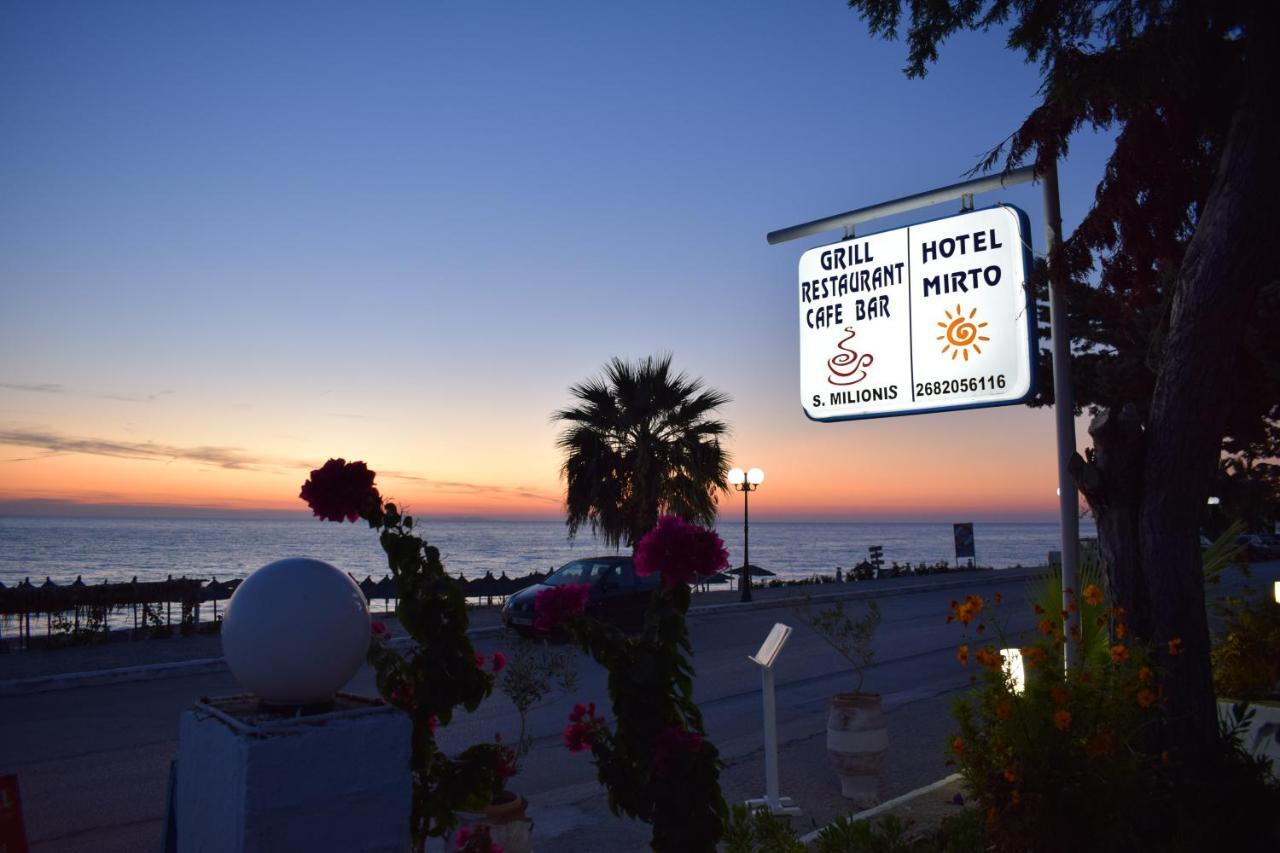 Mirto Beach Hotel & Restaurant Paralia Vrachou Exterior foto